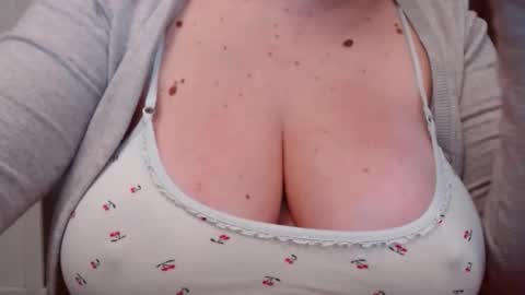 Katy online show from November 2025 02:11:02 AM