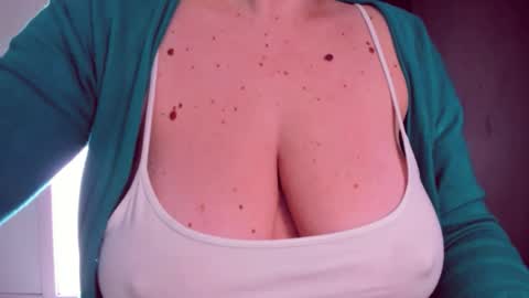 Katy online show from April 2026 06:09:01 AM