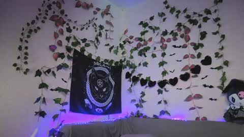 Snapshot of kawai_kittypussy chatting on February 2026 08:14:01 AM Mia online show from February 2026 08:14:01 AM