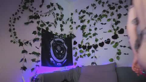 Snapshot of kawai_kittypussy chatting on March 2026 07:56:01 AM Mia online show from March 2026 07:56:01 AM