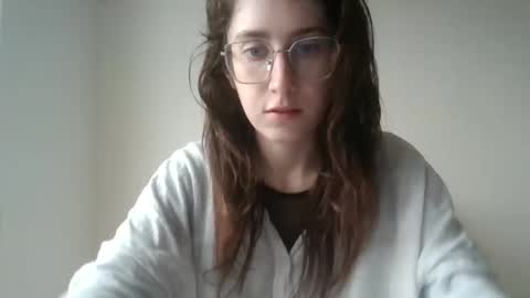 kawaii snowflake online show from February 2026 12:46:02 PM