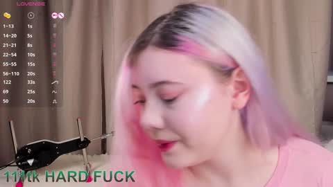 Snapshot of kawaii_yuki chatting on January 2025 08:43:01 AM Yuki  online show from January 2025 08:43:01 AM