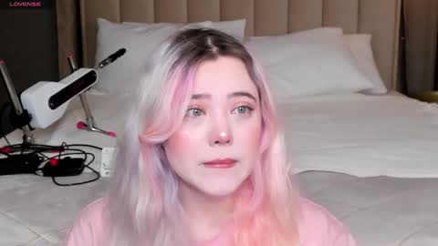 Snapshot of kawaii_yuki chatting on January 2025 08:44:02 AM Yuki  online show from January 2025 08:44:02 AM