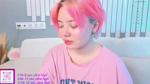 Snapshot of kawaii_yuki chatting on October 2025 06:57:01 AM Yuki  online show from October 2025 06:57:01 AM