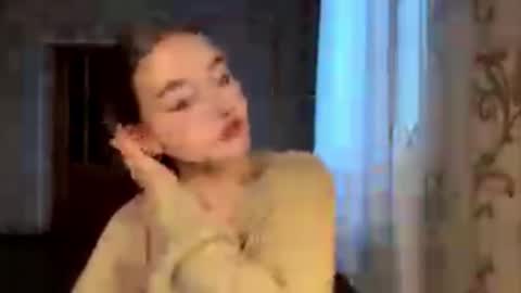 Snapshot of kawaites chatting on February 2026 06:22:02 AM Lana online show from February 2026 06:22:02 AM