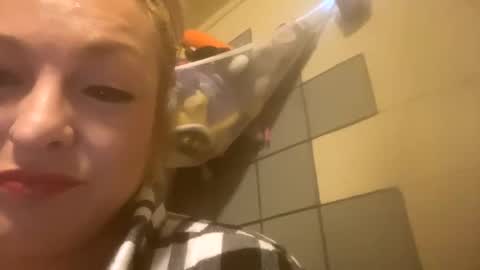 kay_la online show from March 2026 12:20:01 PM