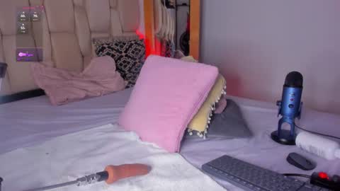 Snapshot of kayla_ada chatting on June 2026 04:11:01 AM Kayla online show from June 2026 04:11:01 AM