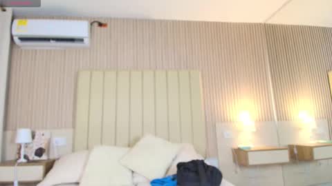 Snapshot of kayla_joness chatting on November 2025 12:31:02 PM Keila online show from November 2025 12:31:02 PM