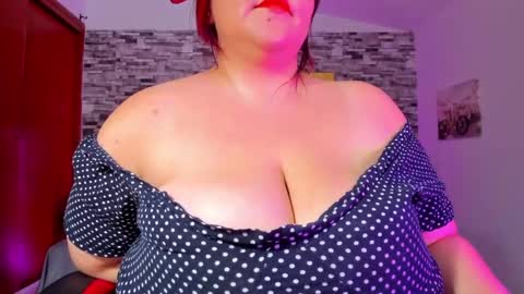 Kayla online show from February 2025 08:48:02 AM