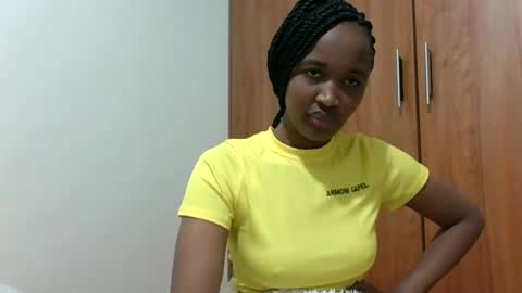 Snapshot of kaylar005 chatting on July 2026 10:07:01 AM kaylar online show from July 2026 10:07:01 AM