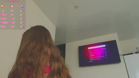 Snapshot of kaylee_ee chatting on July 2026 09:27:01 AM kaylee_ee online show from July 2026 09:27:01 AM