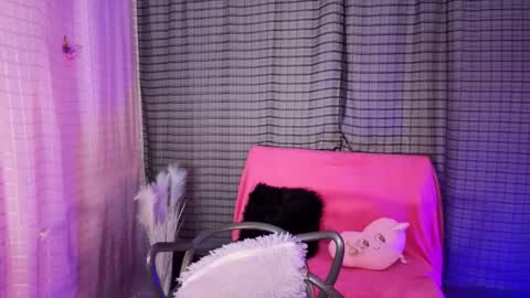 Kaylee online show from January 2026 06:01:01 PM