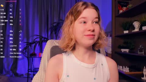 Snapshot of kaylisse chatting on September 2025 09:53:02 PM Hi Im Arina 3 online show from September 2025 09:53:02 PM