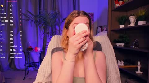 Snapshot of kaylisse chatting on September 2025 09:53:01 PM Hi Im Arina 3 online show from September 2025 09:53:01 PM