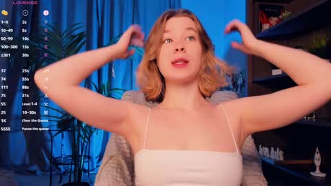 Snapshot of kaylisse chatting on October 2025 10:07:01 PM Hi Im Arina 3 online show from October 2025 10:07:01 PM