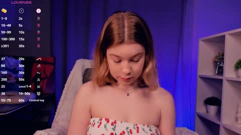 Snapshot of kaylisse chatting on November 2025 06:57:01 AM Hi Im Arina 3 online show from November 2025 06:57:01 AM