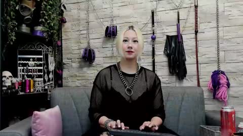 Miss Kazia online show from October 2025 11:37:02 PM
