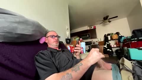 kazper341984 online show from April 2026 06:39:01 PM