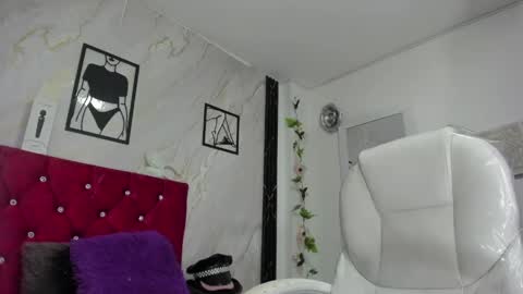 Snapshot of kazsandrah chatting on April 2026 06:07:02 AM KAZSANDRAH online show from April 2026 06:07:02 AM