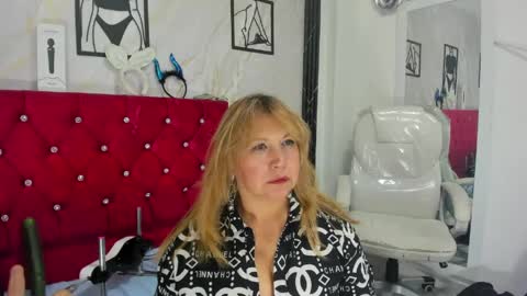 Snapshot of kazsandrah chatting on June 2026 05:23:01 AM KAZSANDRAH online show from June 2026 05:23:01 AM