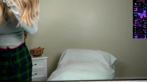 EliandKylie online show from March 2025 03:53:02 AM