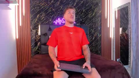 Snapshot of keane_lee chatting on September 2025 01:02:01 PM Keane online show from September 2025 01:02:01 PM