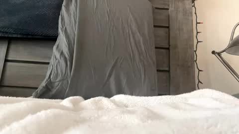 keepquietj online show from January 2025 07:04:01 PM