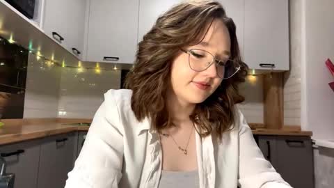 Snapshot of keeshatenn chatting on February 2026 11:42:02 AM Velma online show from February 2026 11:42:02 AM