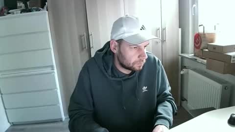 Snapshot of keevo89 chatting on April 2026 05:41:01 AM MargieKeith online show from April 2026 05:41:01 AM