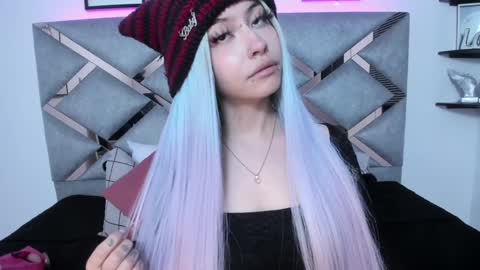 Keidy Monday to Saturday from 200 pm to 810pm  UTC-5 Colombia Time online show from January 2025 07:10:01 PM