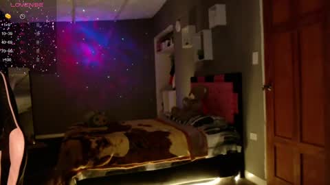 Kimk online show from September 2025 09:09:01 PM