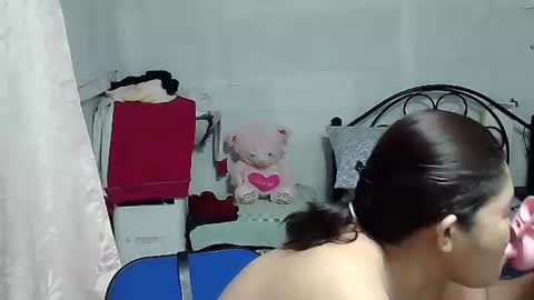 Snapshot of keillar_1024 chatting on April 2026 09:32:02 AM keillar_1024 online show from April 2026 09:32:02 AM