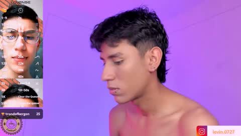 Alejandro Gonzalez online show from September 2025 08:41:01 PM