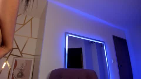 Snapshot of keira_angel_ chatting on October 2025 06:44:01 AM Keira Angel online show from October 2025 06:44:01 AM
