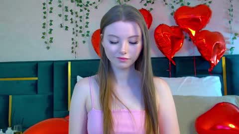 Keira online show from February 2025 09:06:01 PM