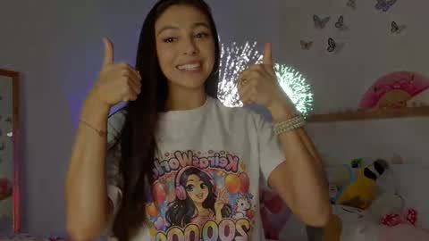 Snapshot of keirasworld chatting on May 2026 12:27:01 AM keira online show from May 2026 12:27:01 AM