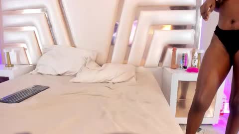 Ebony - Keisha online show from February 2026 08:24:01 PM