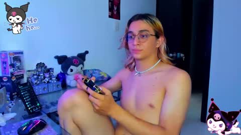 Keita moon online show from October 2025 08:51:01 PM