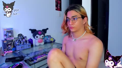 Keita moon online show from October 2025 07:22:01 PM