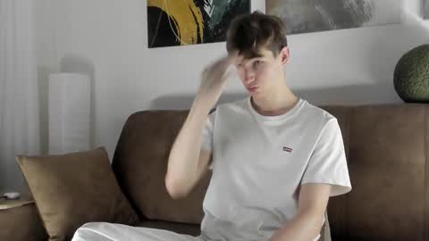 Mark online show from October 2025 03:47:02 PM