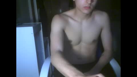 Snapshot of kell_yn16 chatting on May 2026 06:03:01 PM kell_yn16 online show from May 2026 06:03:01 PM
