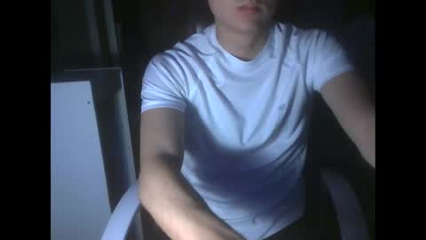 Snapshot of kell_yn16 chatting on May 2026 07:10:02 PM kell_yn16 online show from May 2026 07:10:02 PM