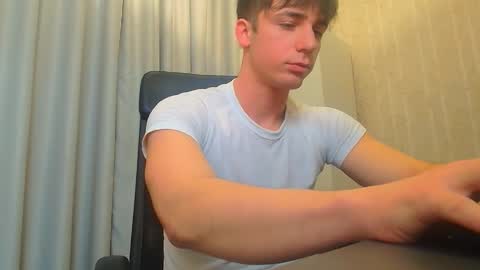 KellenWest online show from December 2025 05:14:01 AM