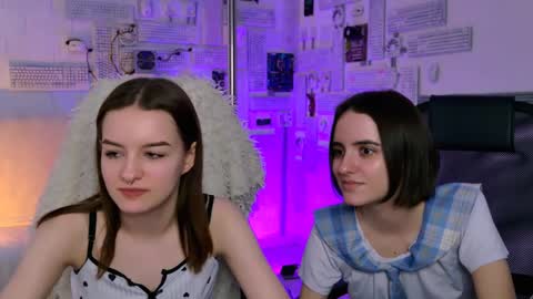 Snapshot of kelliebanshe chatting on April 2026 05:01:02 AM kelliebanshe online show from April 2026 05:01:02 AM