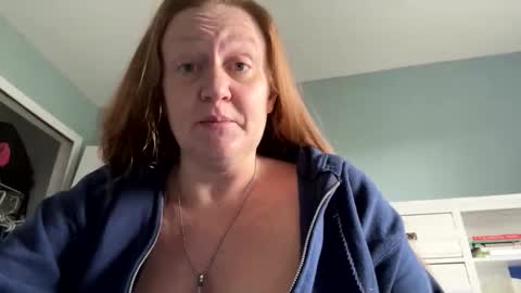 kellilyn10 online show from April 2026 06:27:01 PM