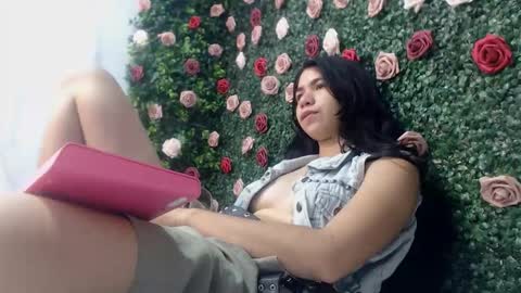 KEY online show from October 2025 06:37:01 PM