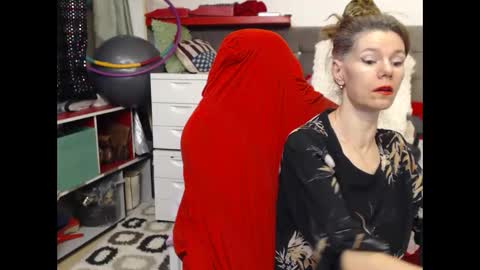 kelly online show from February 2025 12:27:02 AM