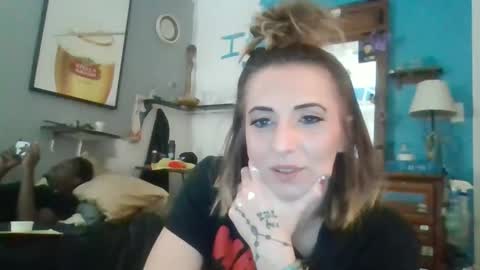 Snapshot of kellyy_marieee13 chatting on May 2026 06:18:01 AM kellyy_marieee13 online show from May 2026 06:18:01 AM