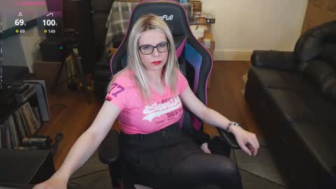 kelseycobalt online show from October 2025 06:21:01 PM