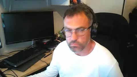 kelvin06133 online show from April 2026 09:26:02 PM